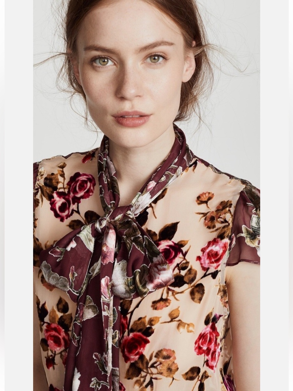 Alice + Olivia Jeannie Silk Blend Floral Bow Collar Blouse S short sleeve
